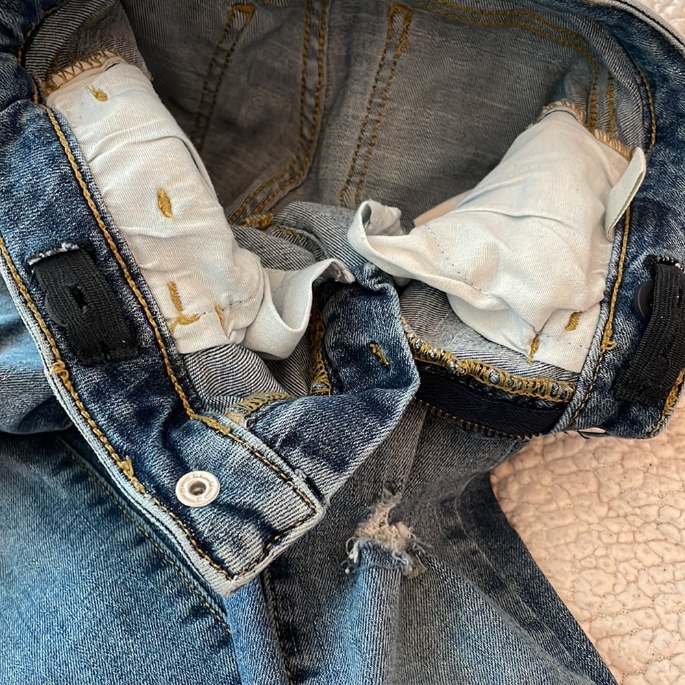 Jeans - Picture 3 of 3